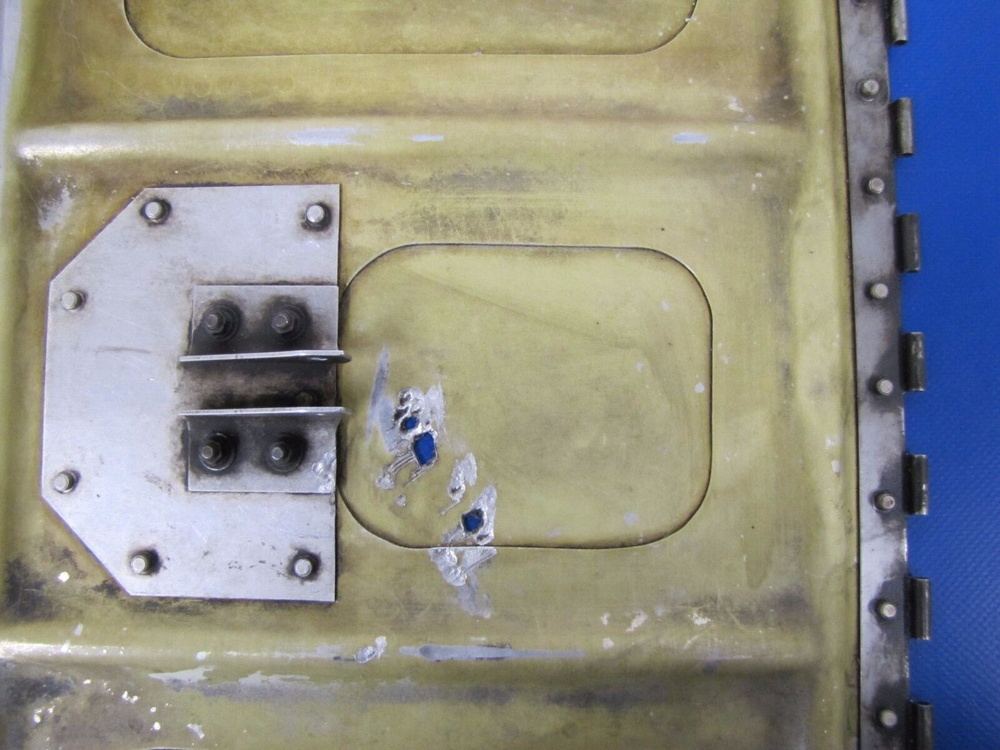 Beech Baron 58 Weld Assy Cowl Flap P/N 96-910016-7 (0317-43)