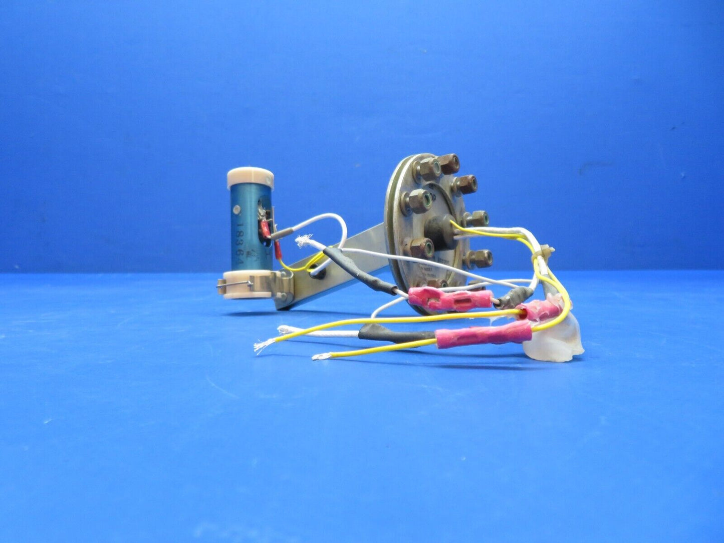 Cessna 310 / 310Q CAS Sensor Mid Aux Fuel Gauge LH P/N 9910082-8 (0823-663)