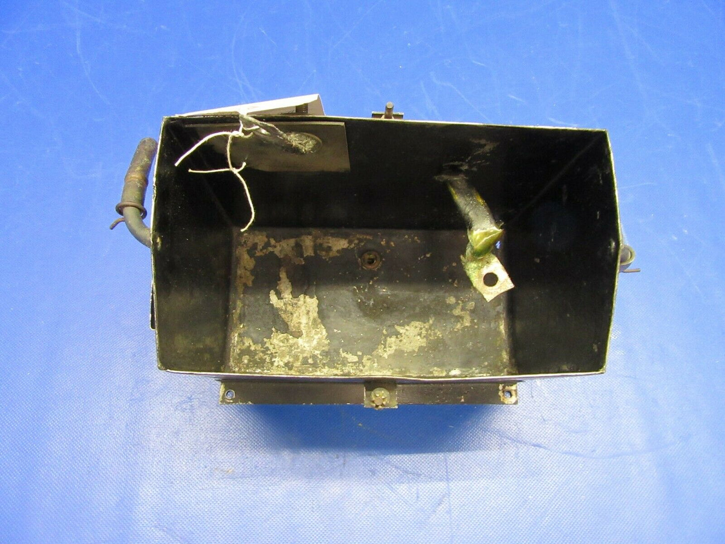 Piper PA-28-140 Battery Box 63888-00, 63888-000 (0721-618)