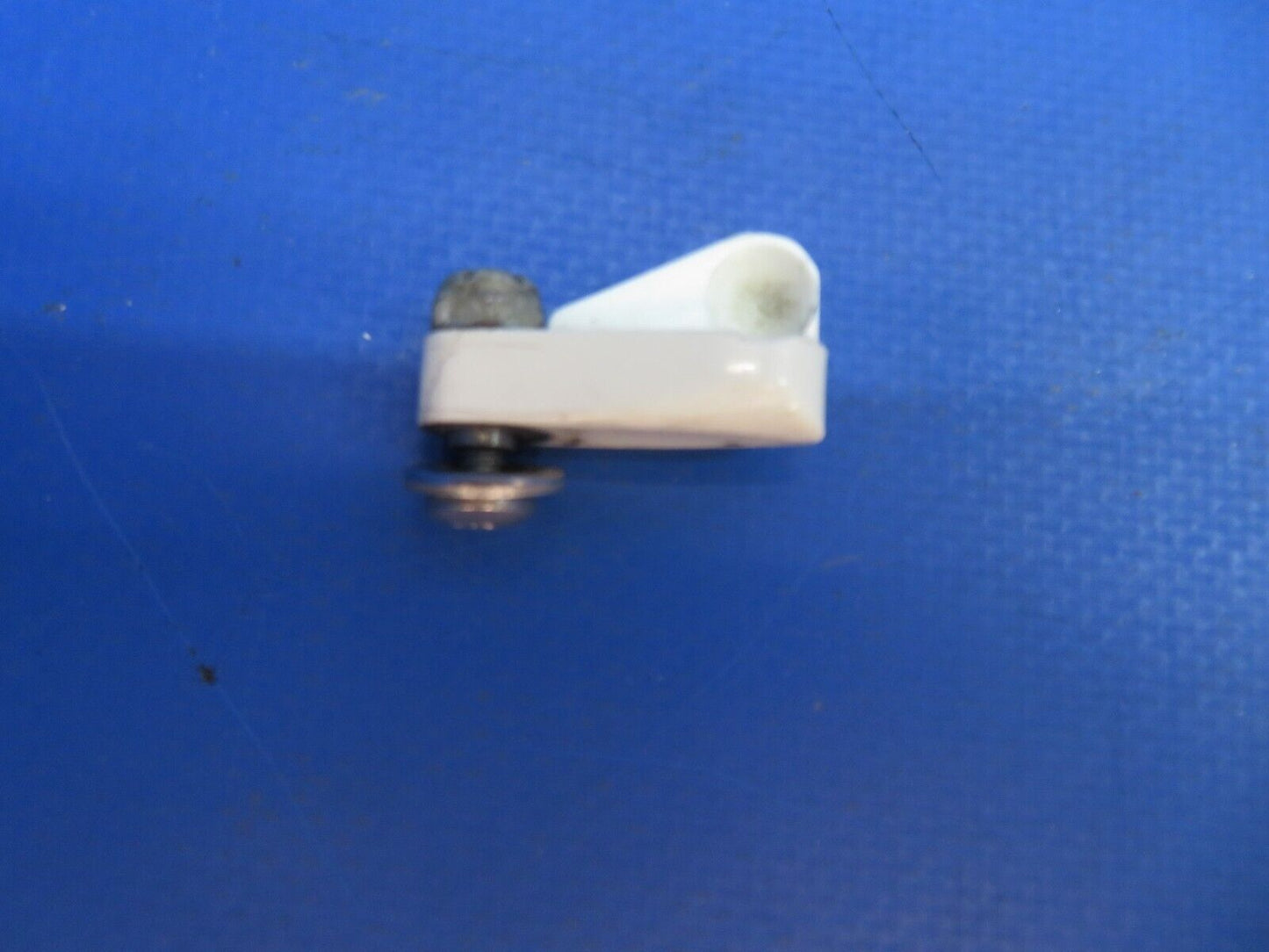 Piper PA-34-200T Seneca II Storm Window w/ Latch & Scoop P/N 65896-02 (0223-758)