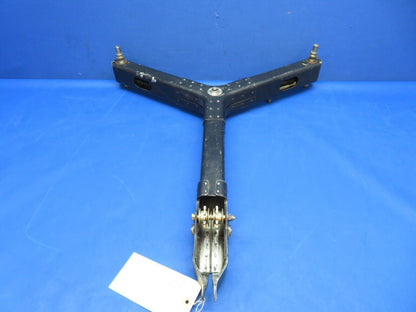 Cessna 310 / 310Q Flight Control Column Assy P/N 0860216-1 (0823-647)