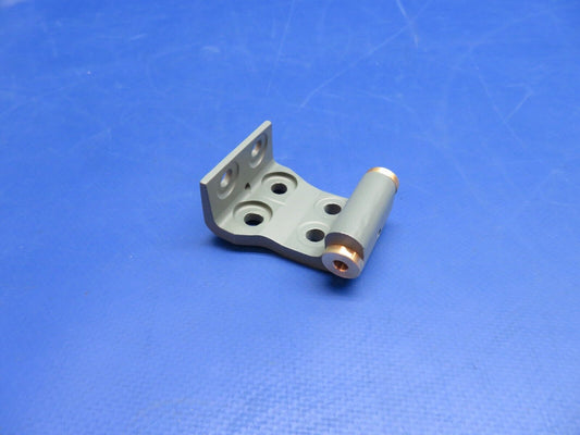Beech 95-55 Baron Upper Cabin Door Hinge P/N 35-400018-18 (0523-92)