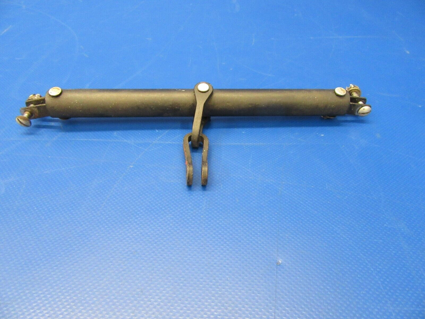Piper PA-24-250 Comanche Arm Balance P/N 22366-00, 22366-000 (1219-154)