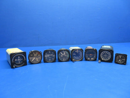Beech C24R Sierra Instruments Man Cave / Decoration LOT OF 8 (0324-1702)