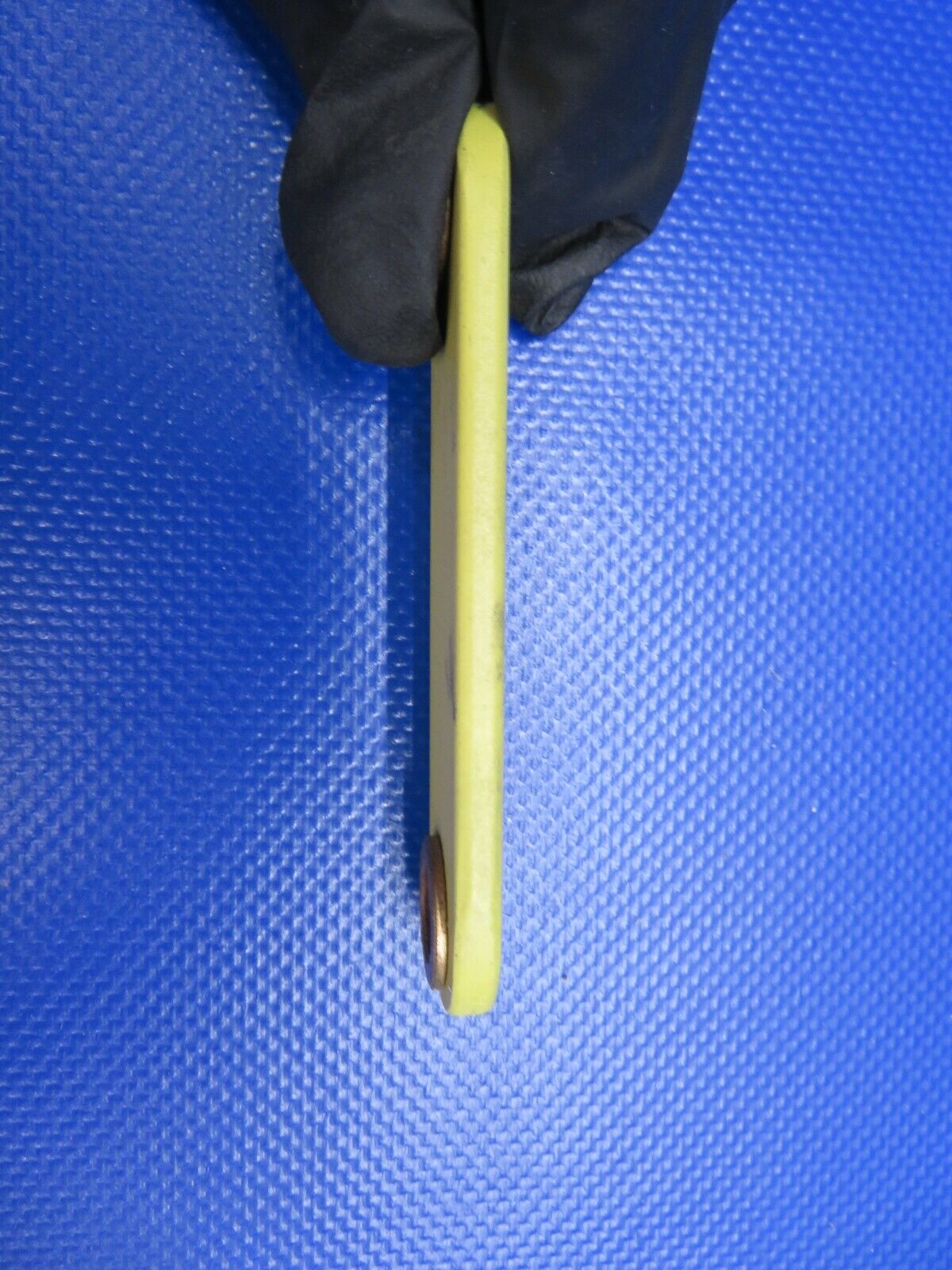 Cessna Link OTBD Flap Scissor INBD Upper 0862101-11 NOS (1220-04)