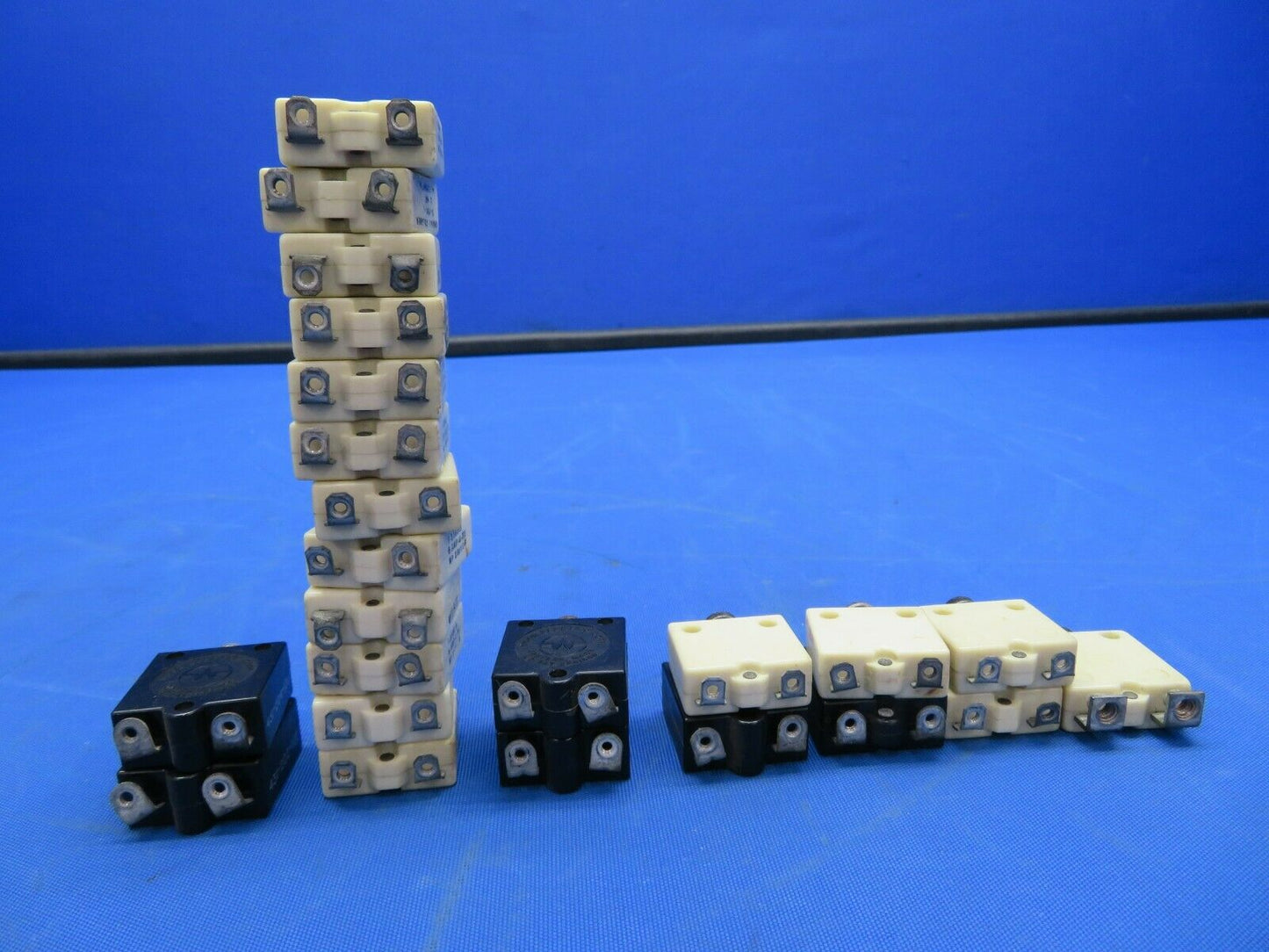 Rockwell Commander Assorted Circuit Breakers LOT OF 23 (1120-06)
