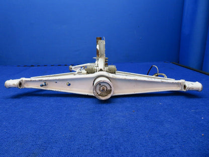 Beech Baron LH Main Gear P/N 35-815247-25 FOR PARTS (0522-826)