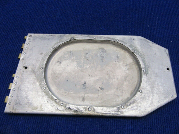 Beech Baron 95-B55 Fuel Cell Door / Liner Access RH 95-110014-654 (1121-559)