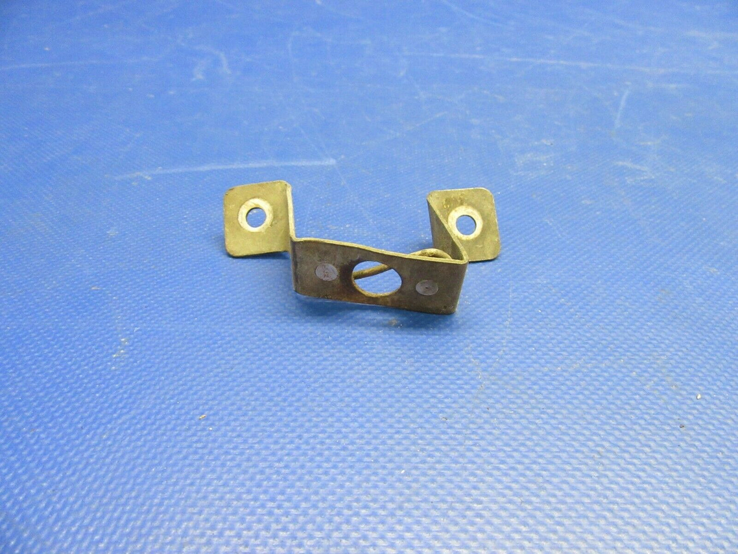 Beech Bonanza E-35 Cowling Fastener Bracket FWD P/N 35-910244 (0821-517)