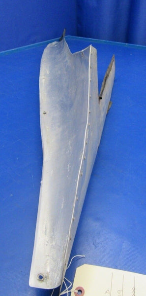 1956 Cessna 310 Fillet Wing RH P/N 0800051-4, 0800051-18 (1118-119)