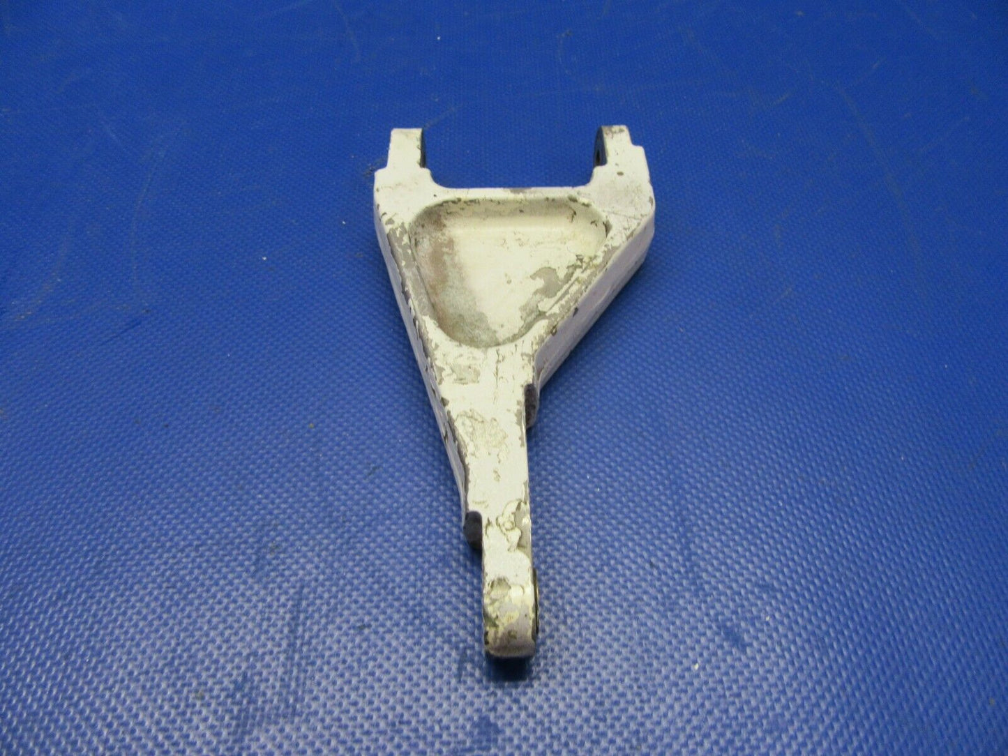 Piper PA-30 / PA-39 Torque Link P/N 20735-00, 20735-000 (1121-360)