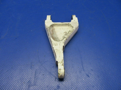 Piper PA-30 / PA-39 Torque Link P/N 20735-00, 20735-000 (1121-360)