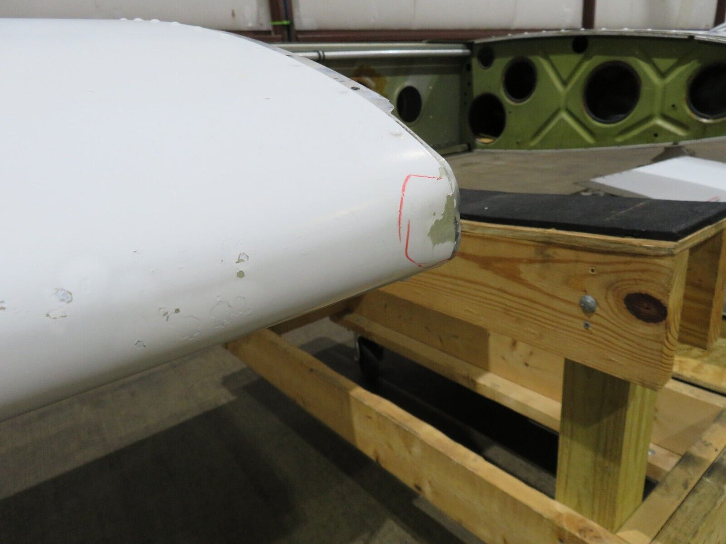 1978 Piper PA-34-200T Seneca RH Wing P/N 37093-04 (0423-103)