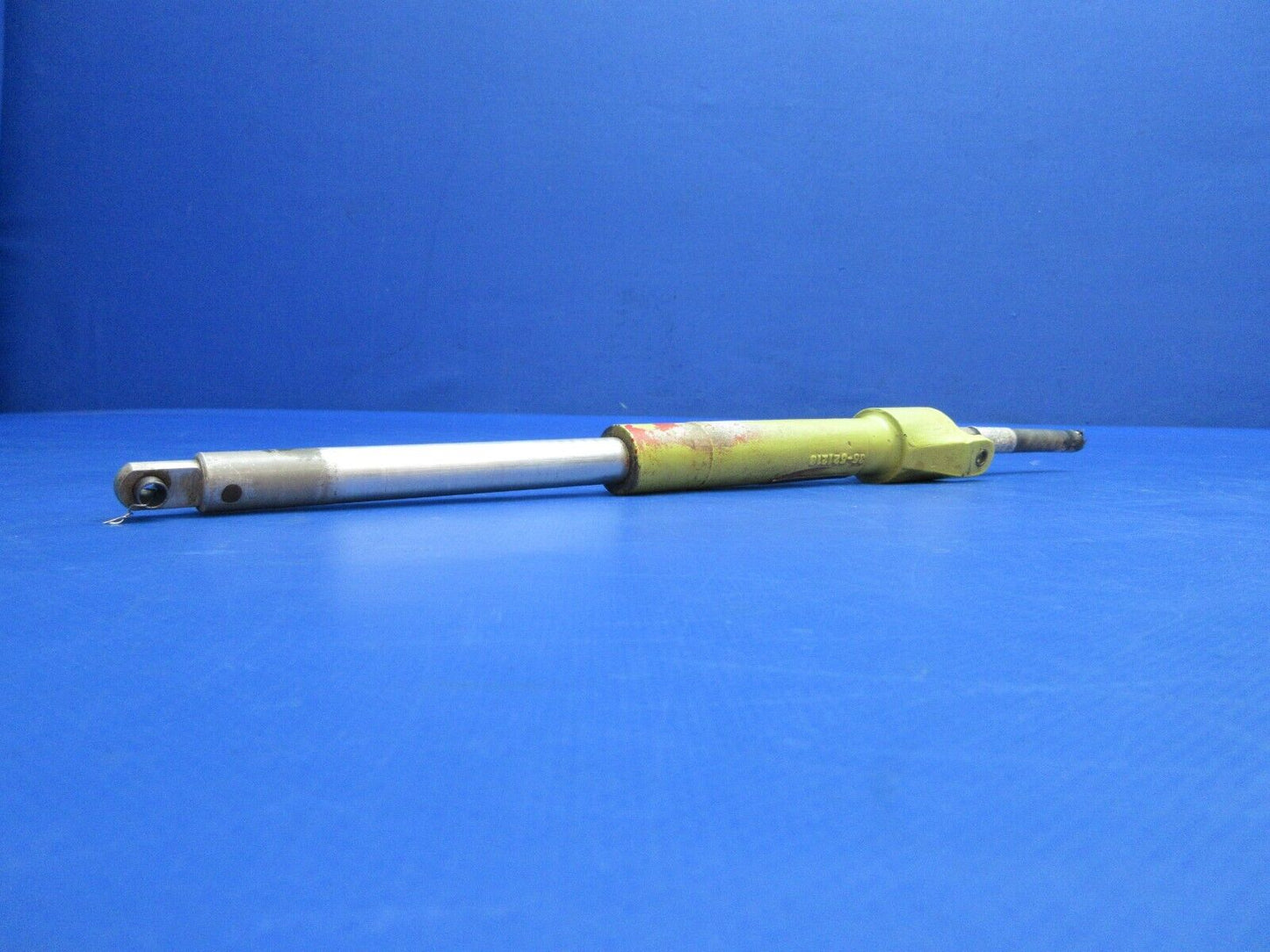 Beech 95-B55 Baron Flap Actuator Assy RH P/N 45-521212-607 (0523-1161)