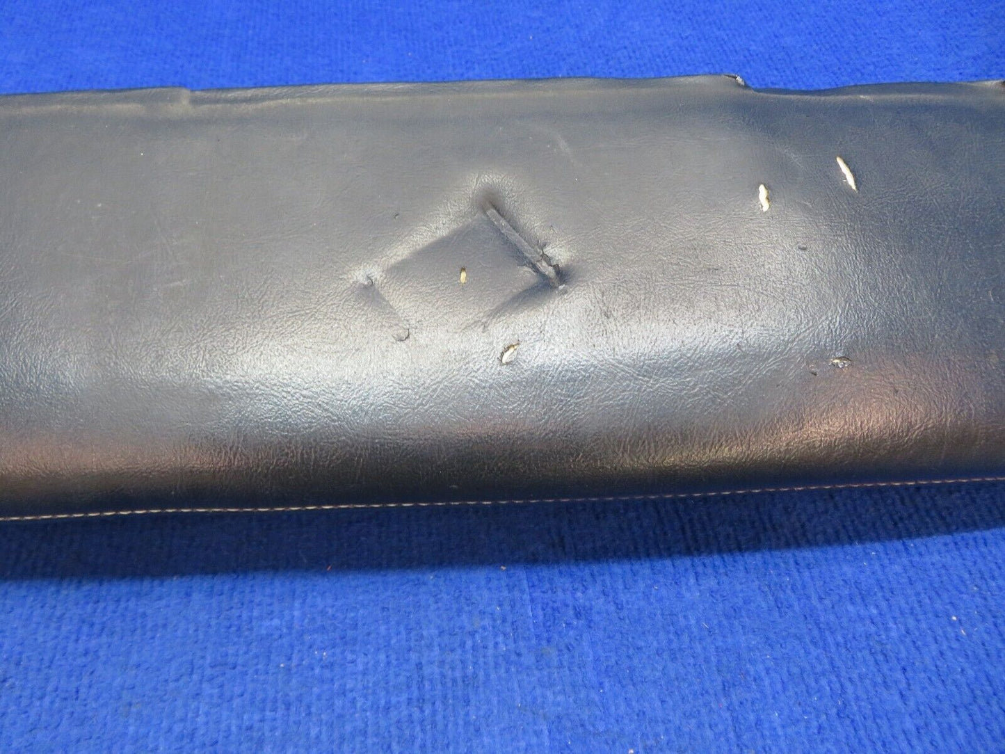 Piper PA-28R-200 Arrow Glareshield Assy P/N 99952-00 (0822-444)