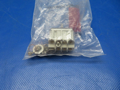 Cutler-Hammer / Eaton Switch Toggle P/N 8502K2 LOT OF 2 NOS (0224-229)