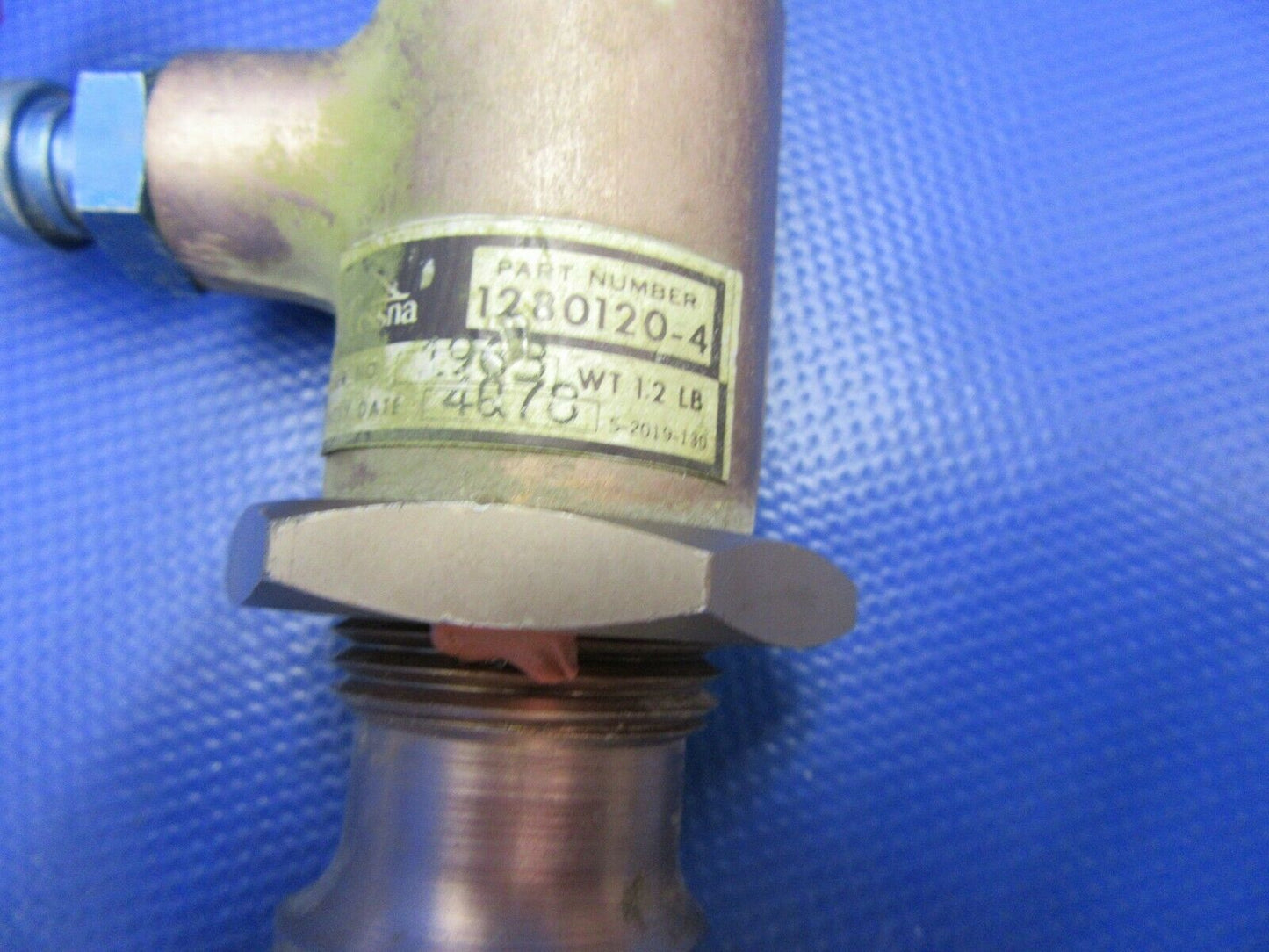 Cessna T210N Main Gear Down Lock 1280120-4 (0321- 408)