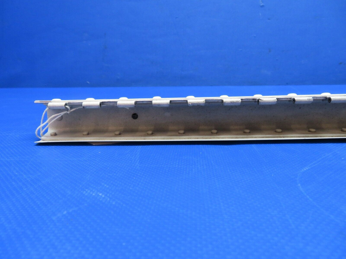 Piper PA-34-200T Seneca Rudder Trim Tab Assy P/N 95567-00 (0224-1470)