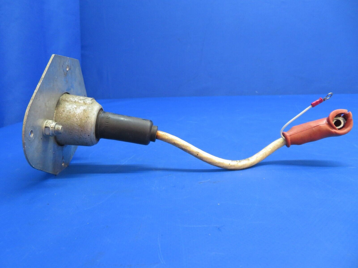 Piper PA-28-180 Cherokee External Power Supply P/N 62227-00 (0323-689)