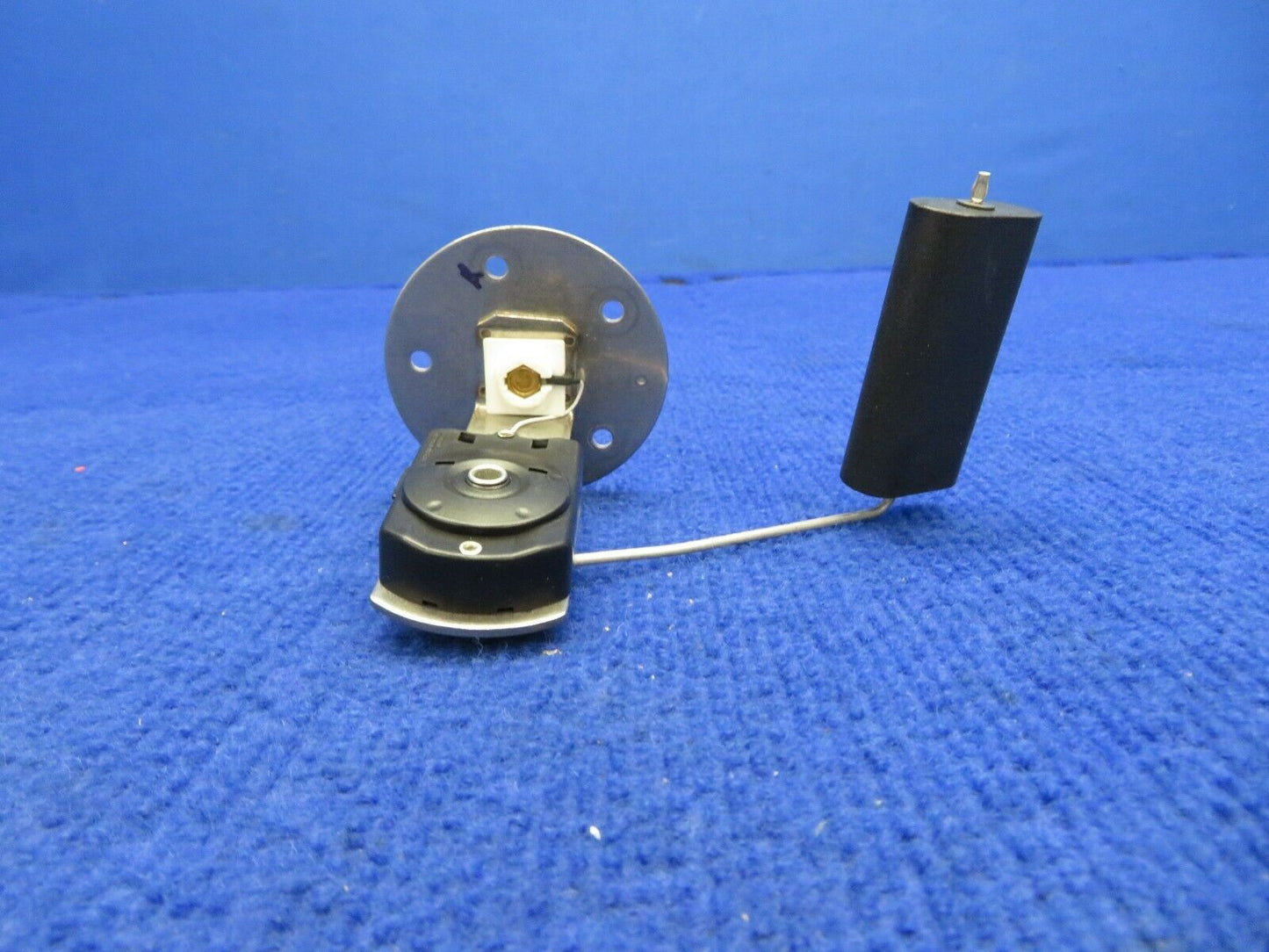 Columbia 400AS Fuel Sender LH Inboard P/N 7741-00501 (0422-394)