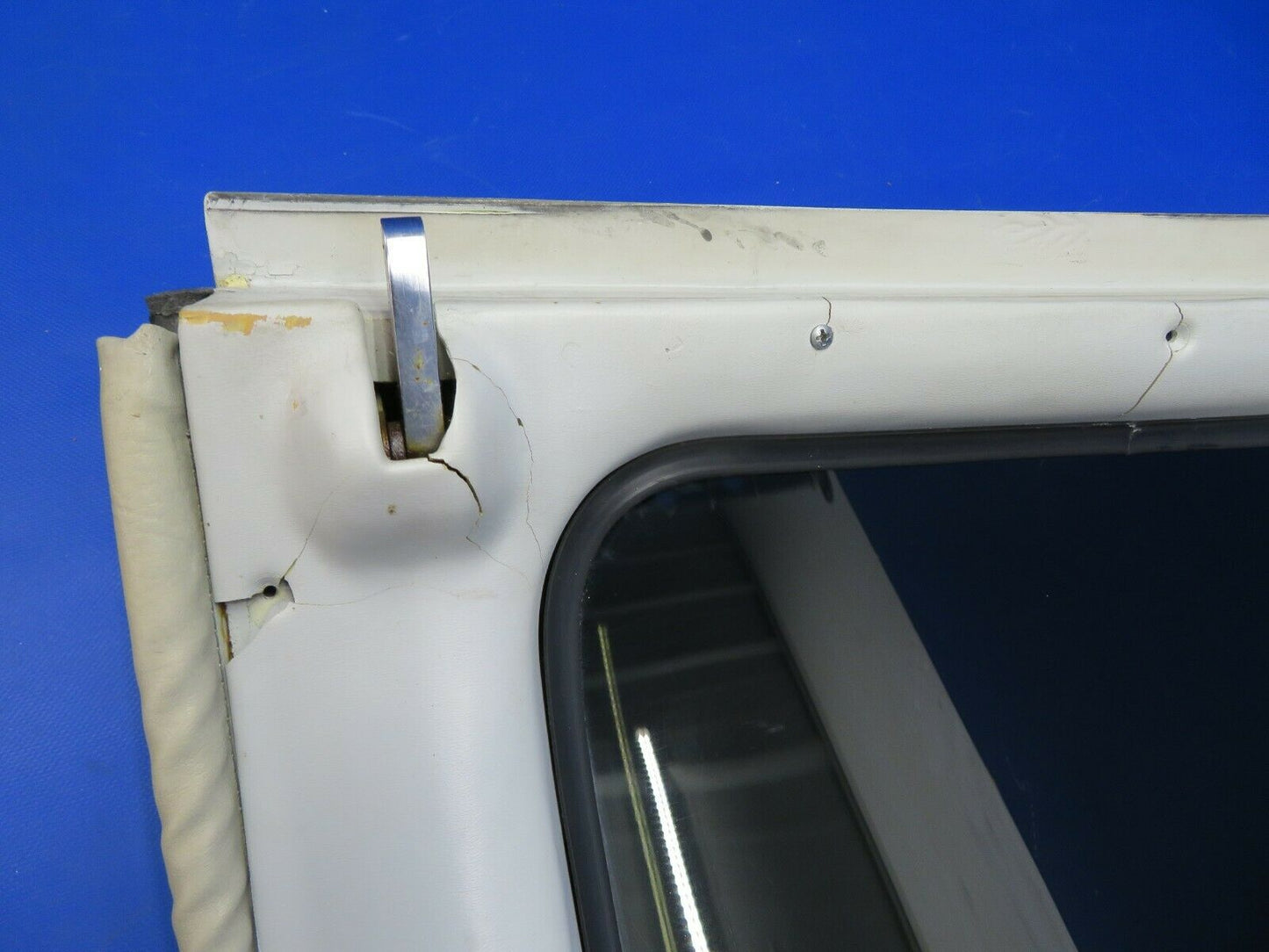 Beech 58 Baron Utility Door Aft Tint Green P/N 36-430011-3 (0521-82)