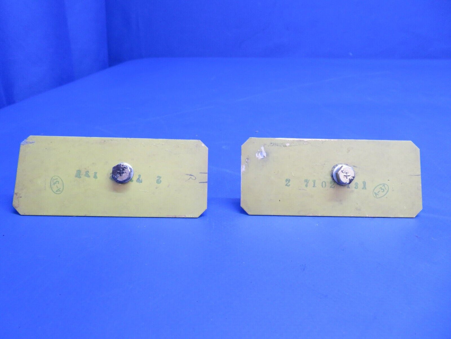 Lake LA-4-200 Cover Assy Control Column P/N 2-7102-131 LOT OF 2 (1222-733)