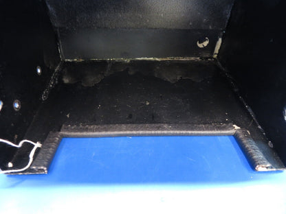Cessna 120 Battery Box Assy w/ Lid P/N 0412146 (0423-47)