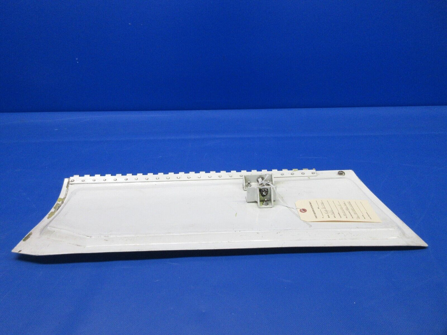 Beech King Air 200 Main Gear Door RH OTBD LH INBD P/N 99-810030-4 (0224-1372)