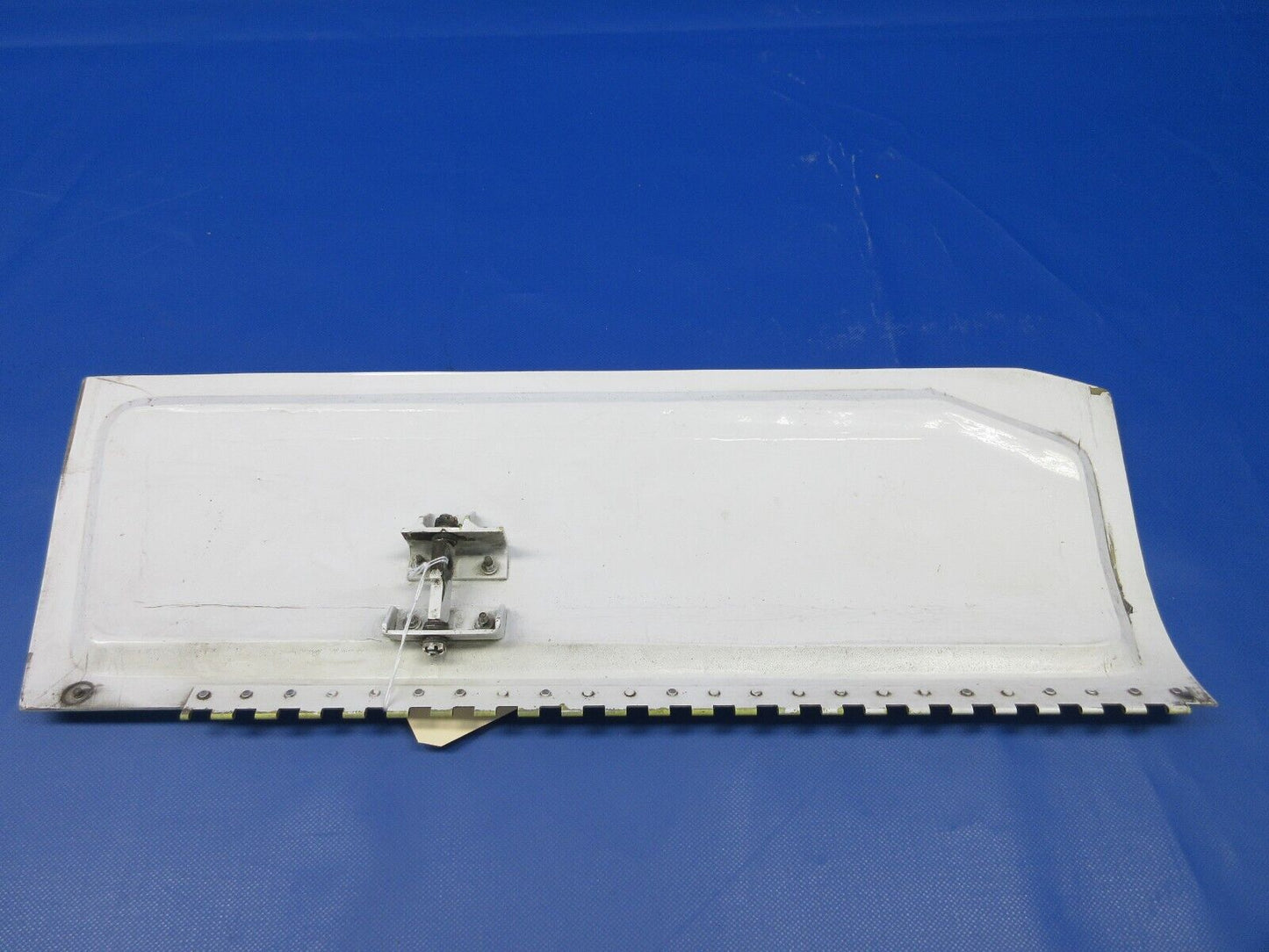 Beech King Air 200 Main Gear Door RH OTBD LH INBD P/N 99810030-4 (0224-1369)