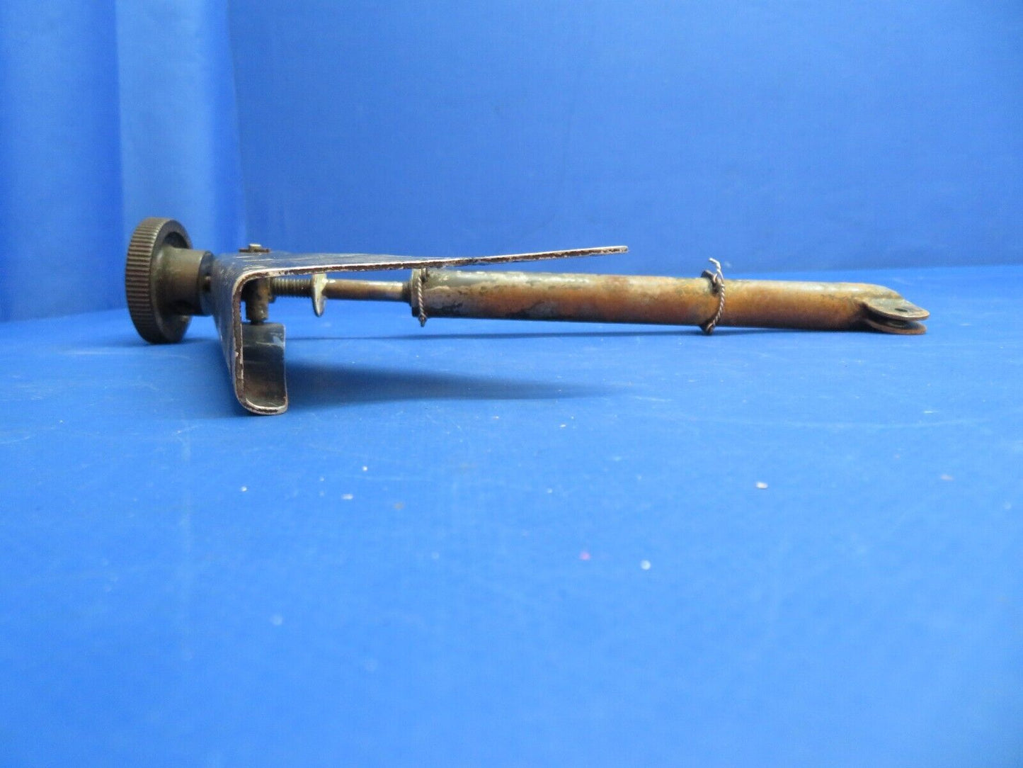 Piper PA-28-201T Dakota Rudder Trim Adjustment Assy P/N 65837-04 (1222-647)