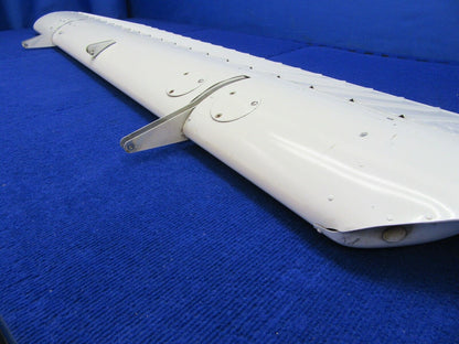 Cessna 150 / 152 RH Flap P/N 0426901-16 (1221-215)