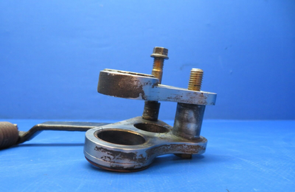 Diamond DA-42 RH Driver Plate w/ Brackett & Spring P/N D60-3237-16-51 (0623-387)