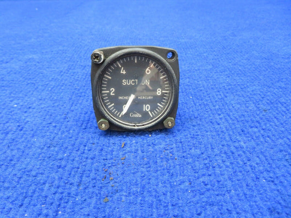 Cessna 150 / 150F Vacuum Suction Gauge P/N S1414-1 (0822-389)