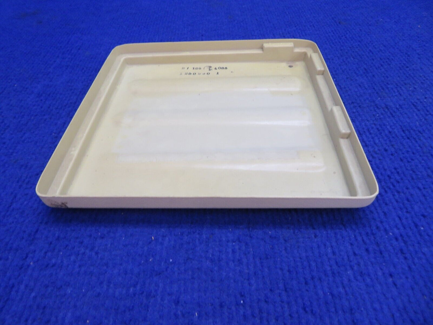 Cessna Shield Assy-Heat P/N 1250930-1, 1250930-11 NOS (0522-436)