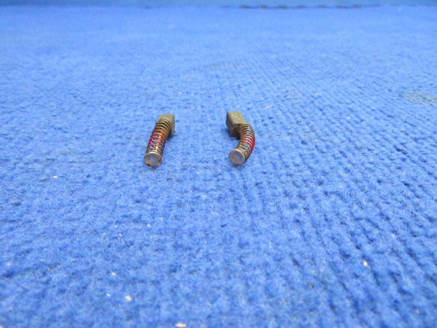 Hartzell/Prestolite Alternator Brush P/N 11-74 ALE-1013AS LOT OF 2 NOS (0622-58)