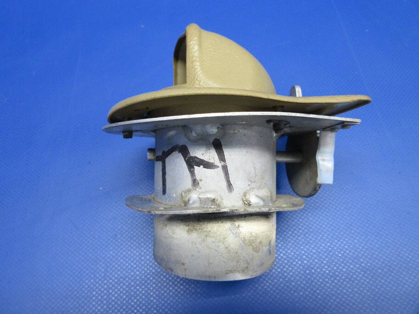 Piper PA28 Cherokee Air Vent Assembly P/N 68416-00 (0224-1295)