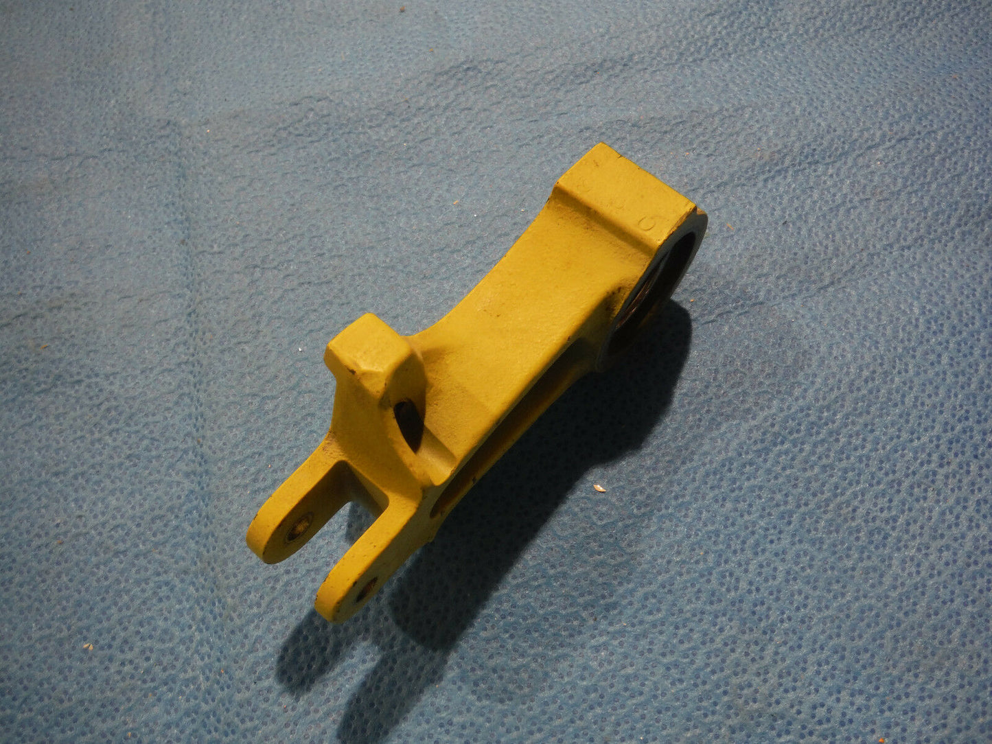 Beechcraft Rudder Pedal Lower Arm Pilot RH P/N 35-524143-2  (0915-97)