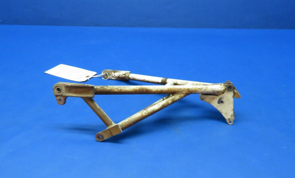 Cessna 401 Nose Gear Truss Assy Drag Brace P/N 5042002-1 (0523-224)