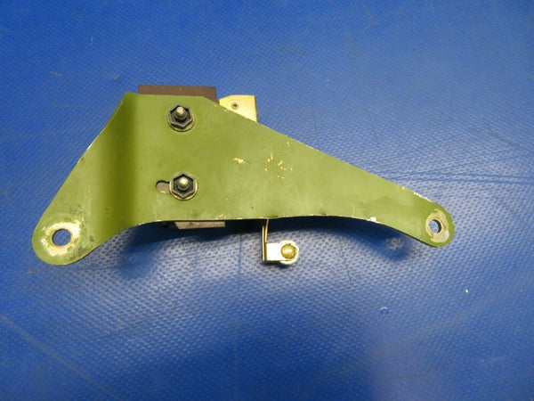 Cessna 310P Bracket Up Limit Switch P/N 5045028-5 (0620-747)