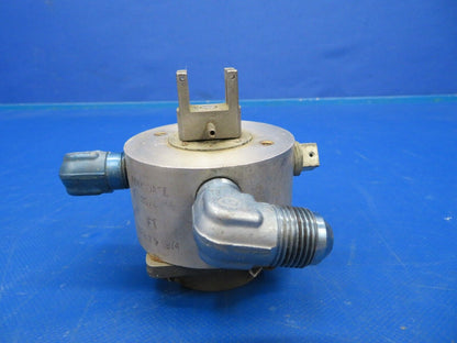 Beech Baron E-55 Janitrol Midland Ross Fuel Selector Valve 002-384001-1 (0120-12