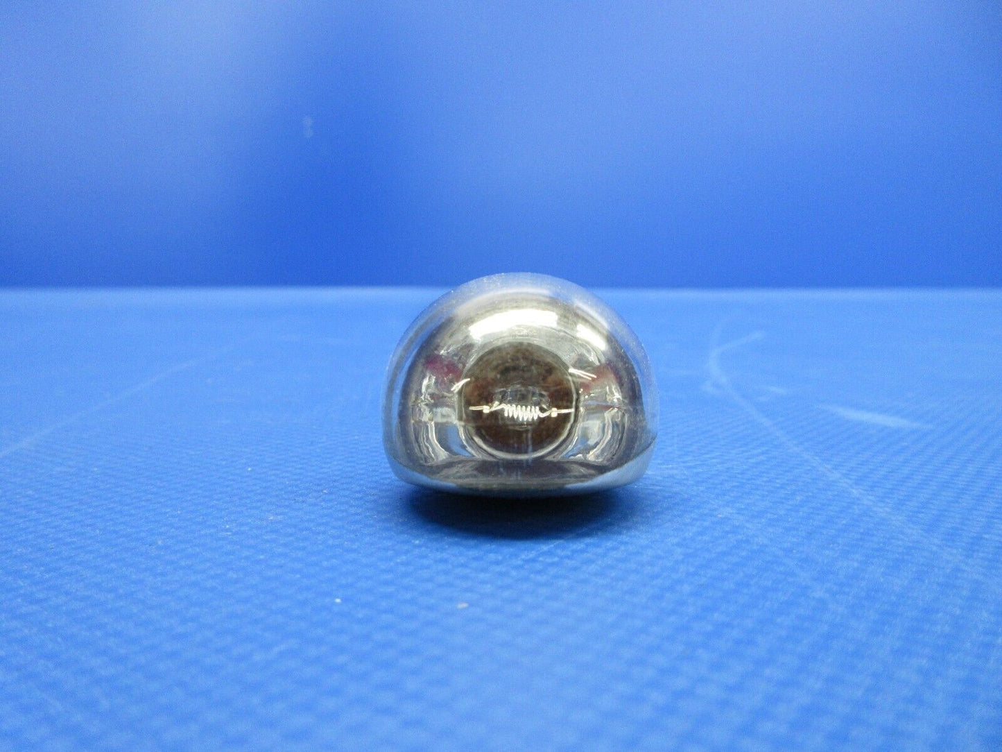 Whelen Reflector Lamp 28V P/N W1290-28 NOS (0224-641)