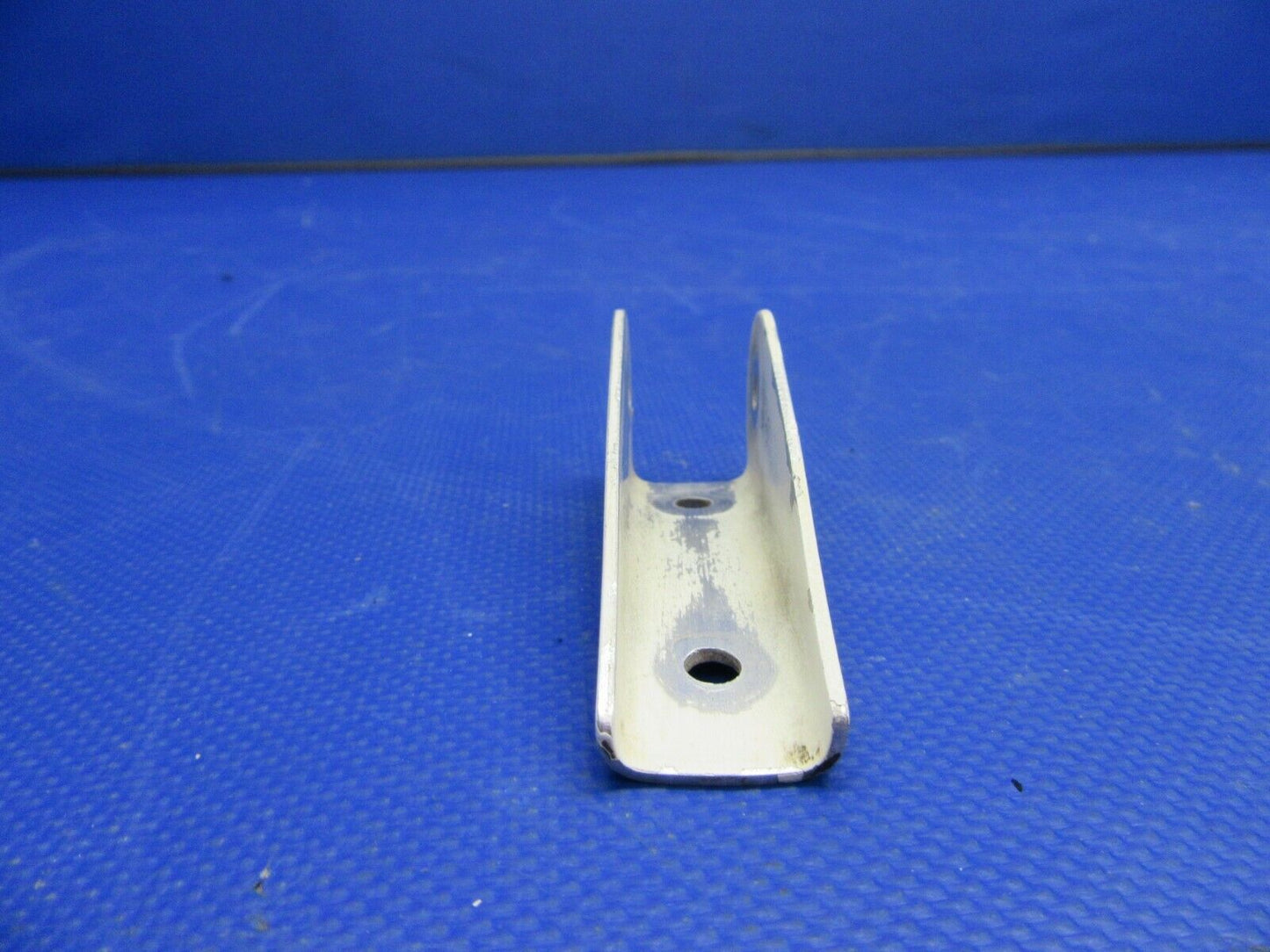 Cessna 150 172 Bracket Flap Control P/N 0523918 (0921-661)
