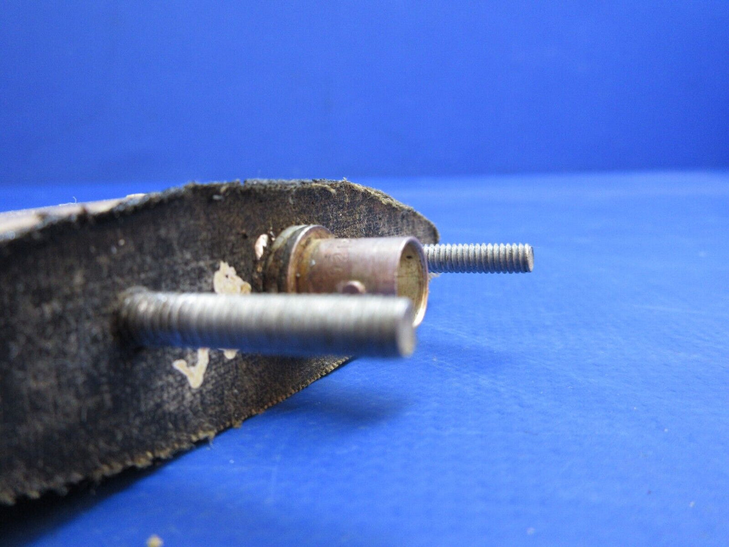 Beech C-35 Bonanza Narco Antenna P/N UDA-3 (1023-856)