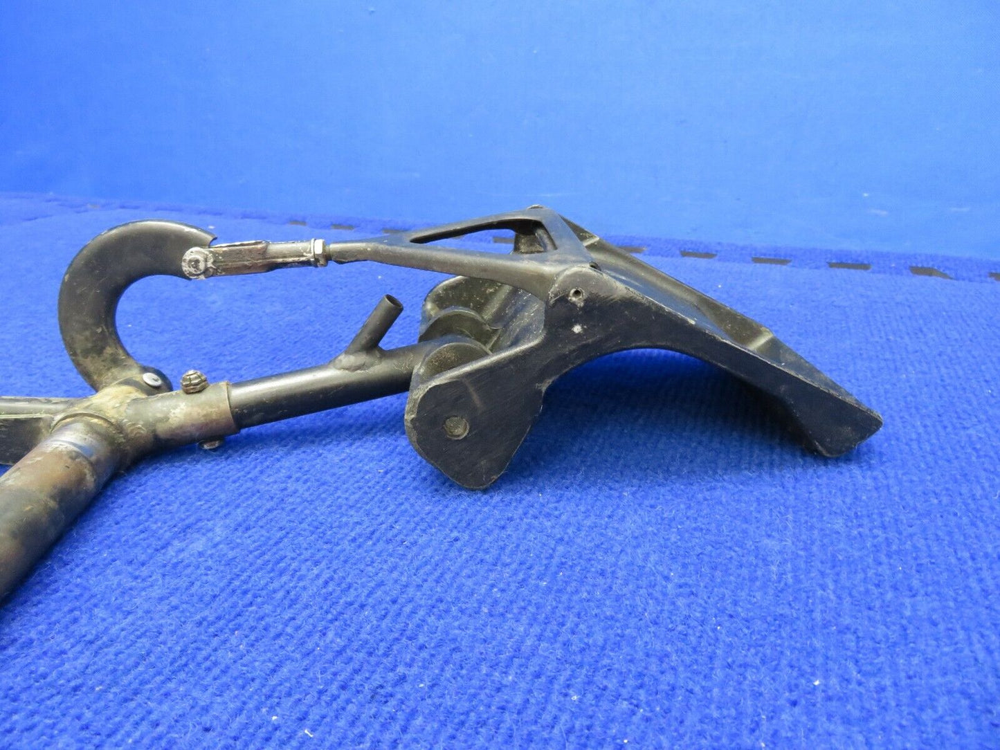 1956 Cessna 310 Rudder Pedal Assy LH w/ Torque Tube P/N 0861700-1 (0422-93)