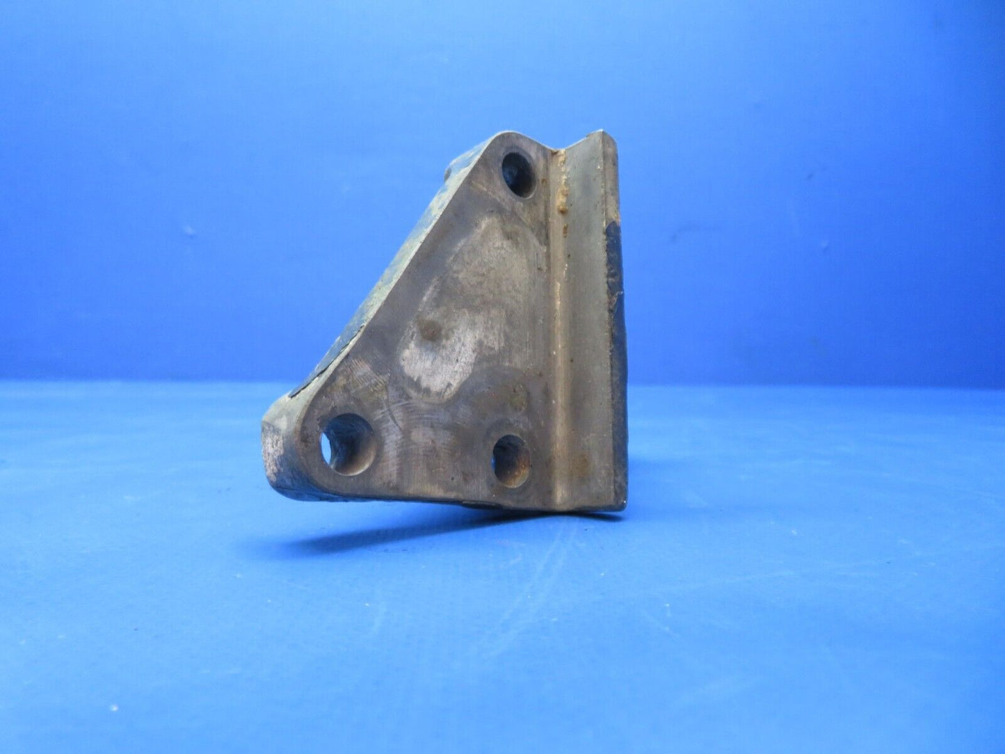 Continental O-300 LH AFT / RH FWD Engine Mount Bracket P/N 40043 (0723-532)