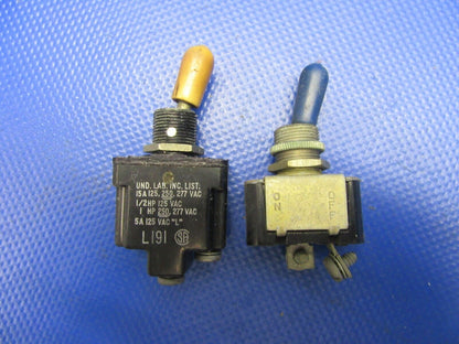 Piper PA-28-140 Assorted Switches & Circuit Breakers (0621-326)