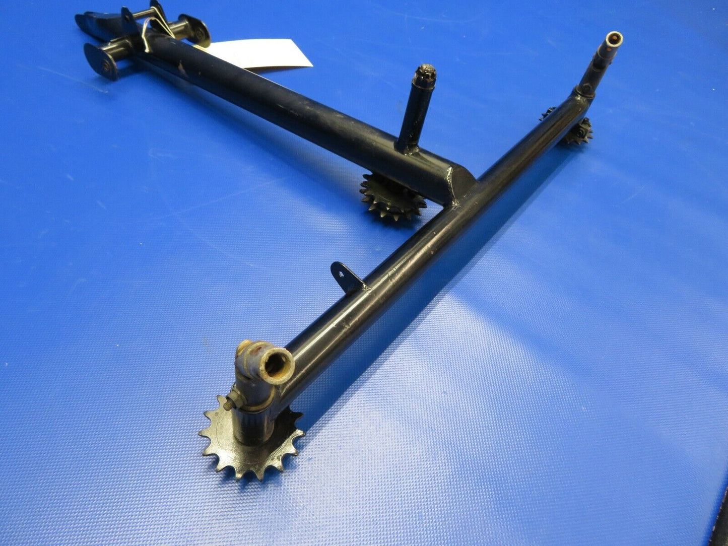 Piper PA-28-140 Tee Bar Control Column P/N 62703-26 (1220-130)