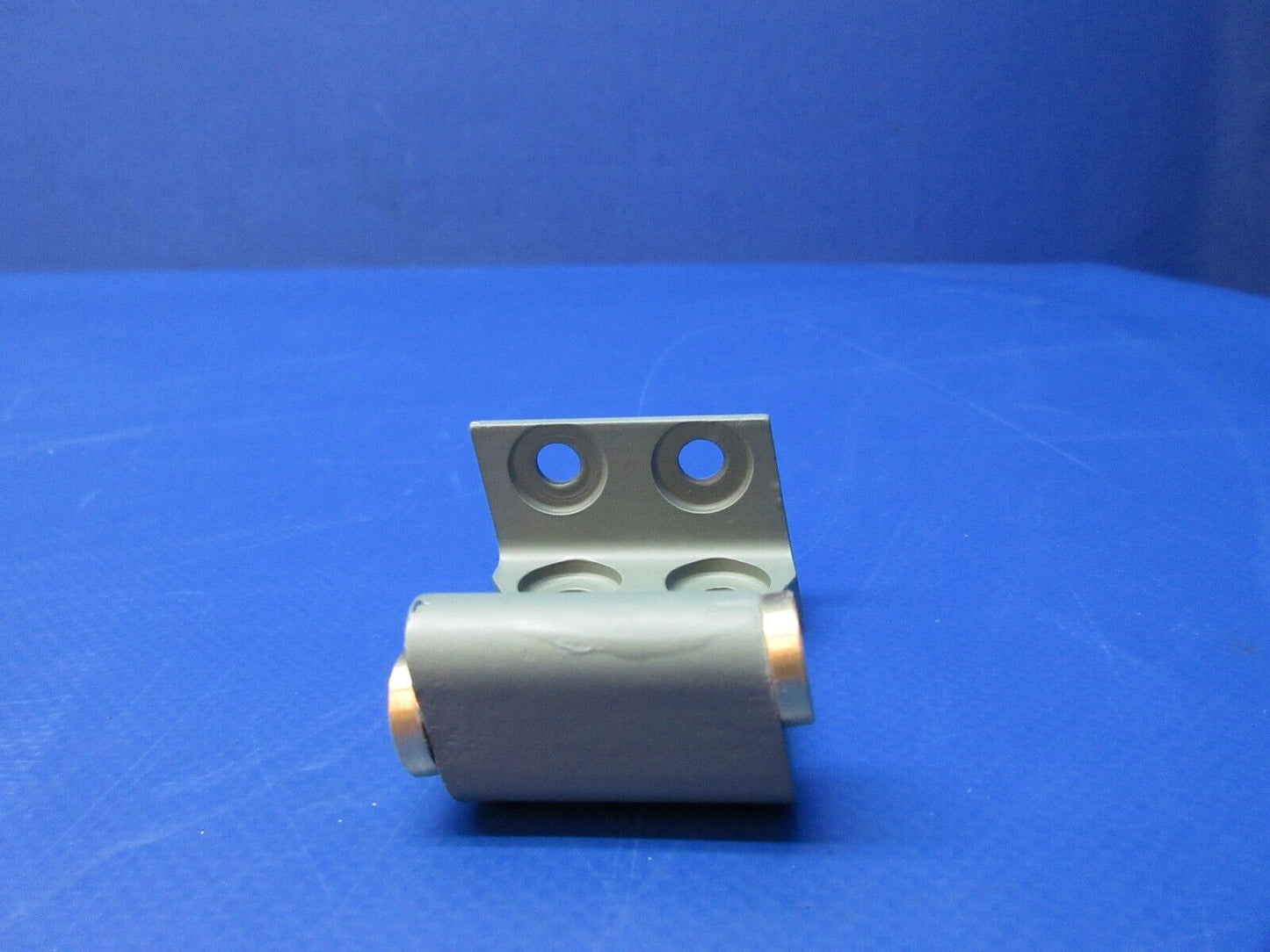 Beech 95-B55 Baron Upper Cabin Door Hinge P/N 35-400018-12 (0423-112)
