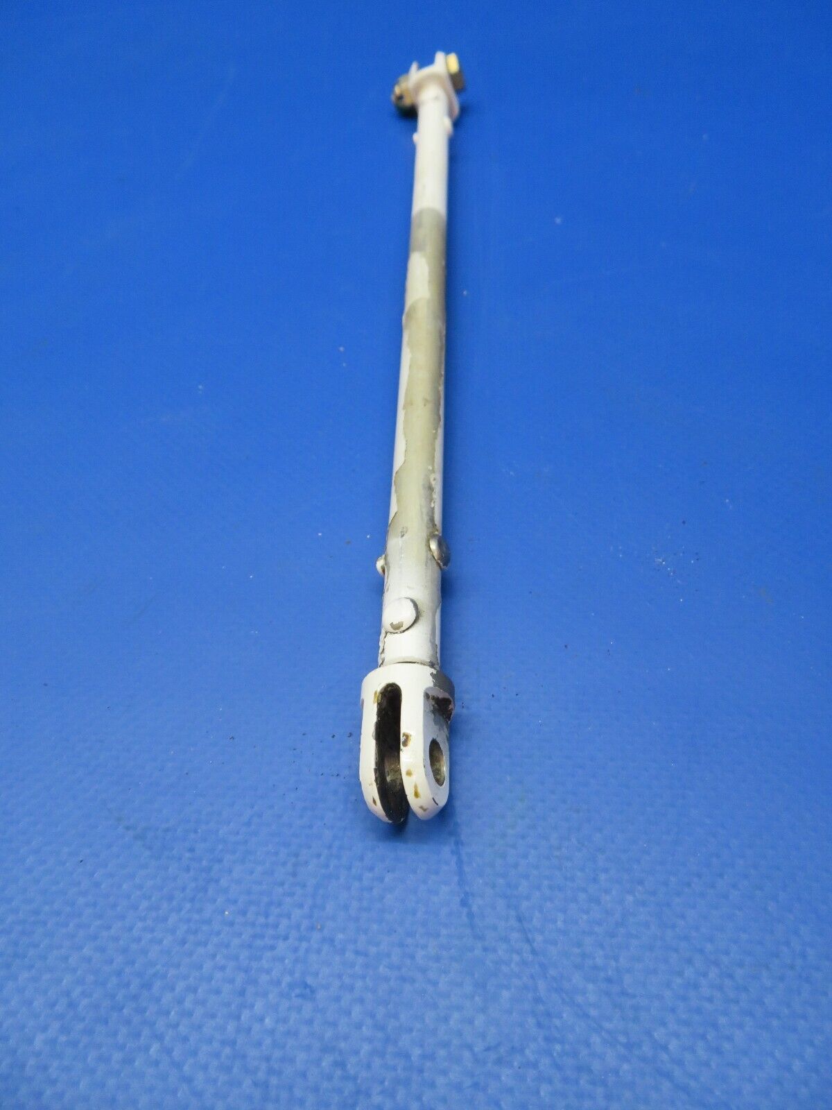 Beech 58P Elevator Trim Tab Actuator Rod P/N 96-526021-9 (1022-447)