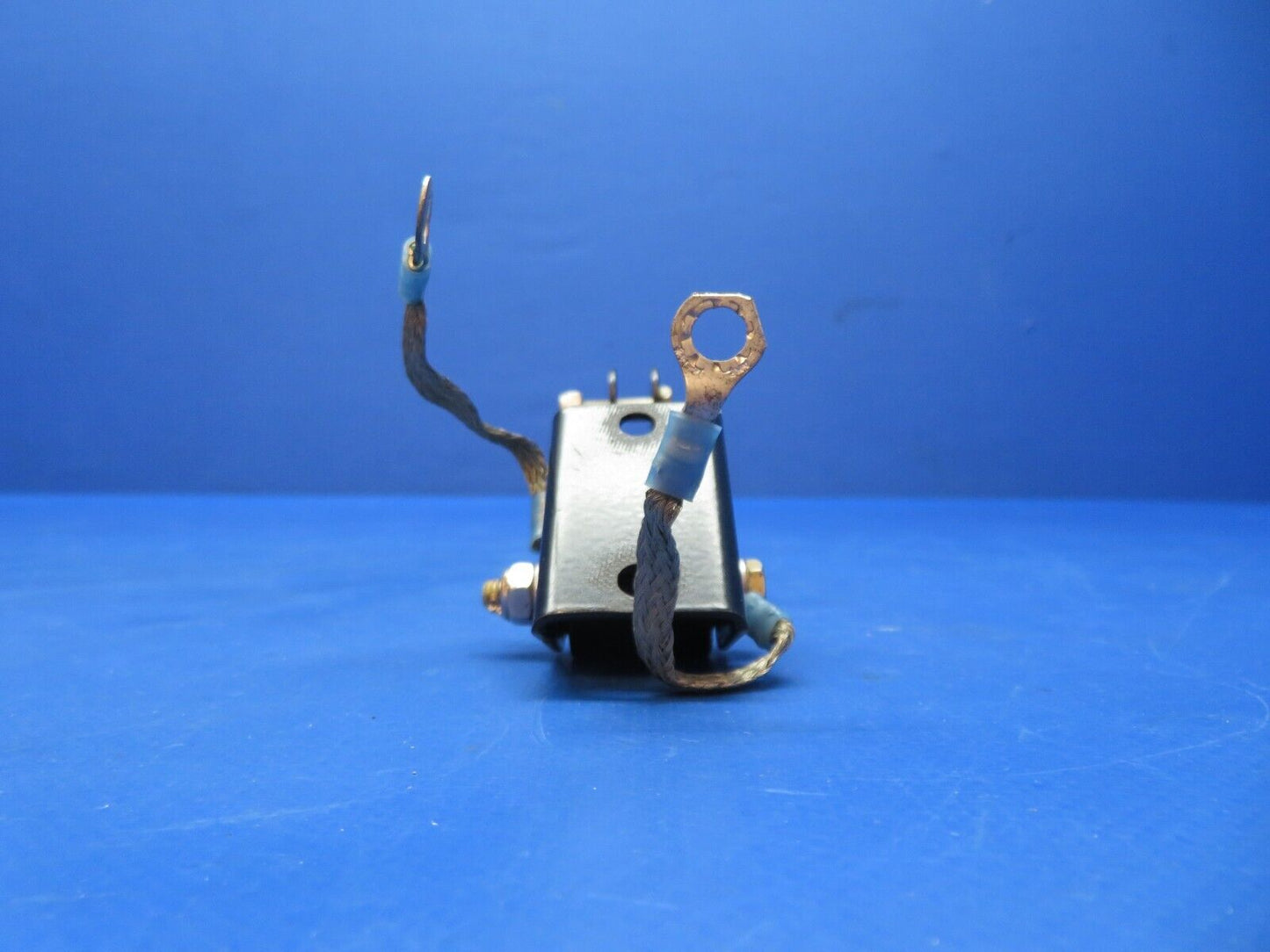 Diamond DA-42 Aileron Transfer Lever w/ Bracket P/N DA4-2713-20-00 (0623-424)